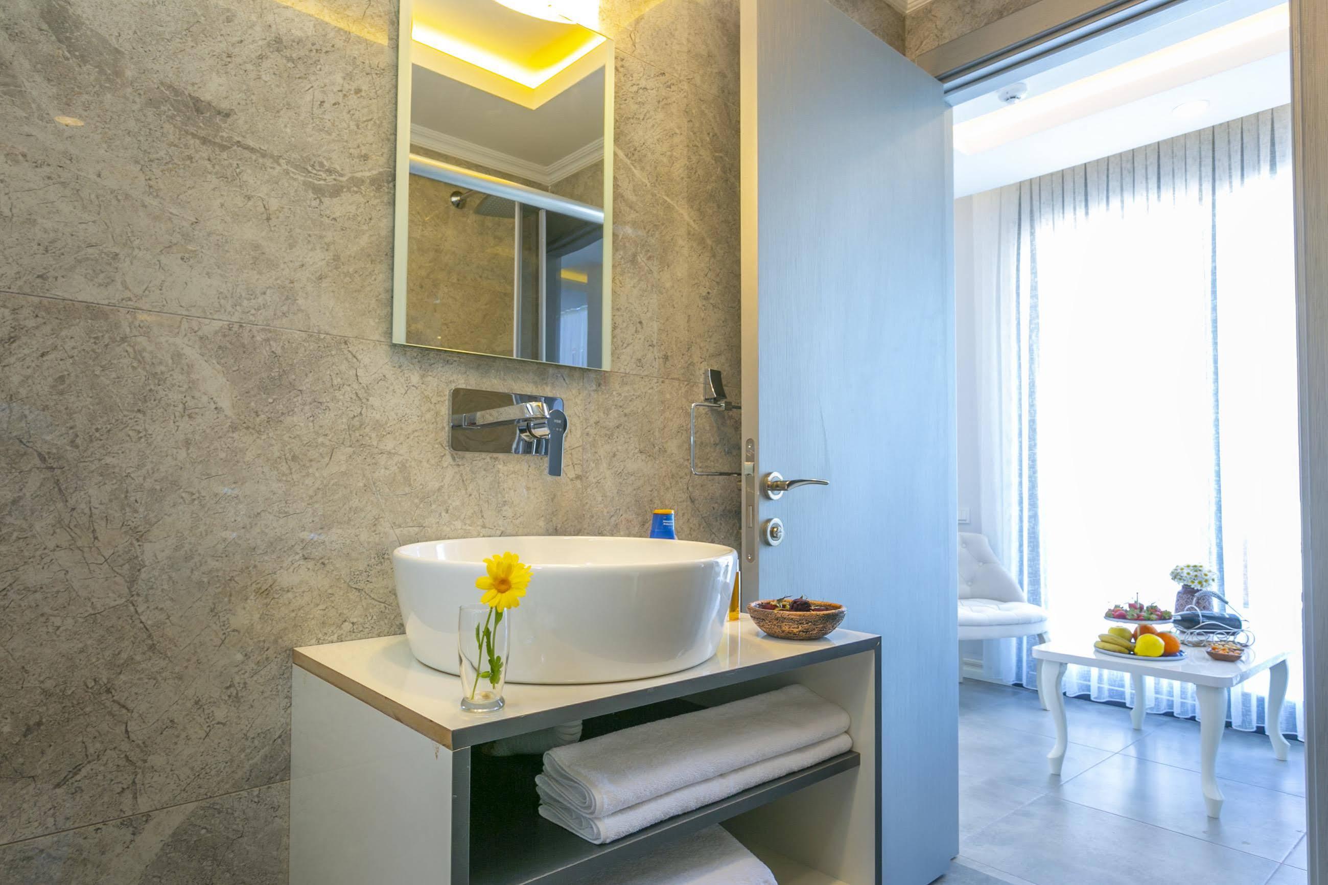 Monastery Suites Hotel-Fethiye Oludeniz Exterior foto