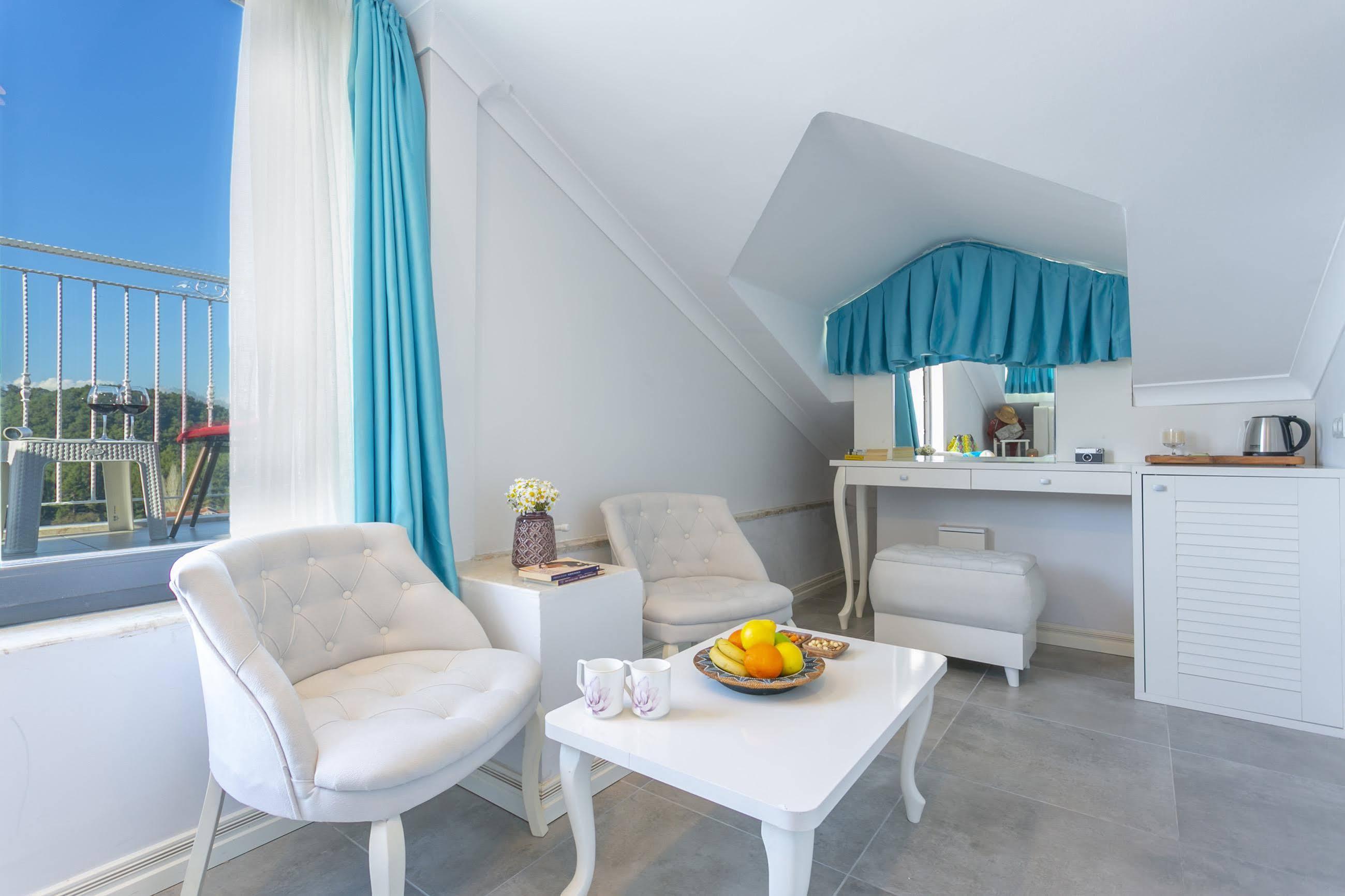Monastery Suites Hotel-Fethiye Oludeniz Exterior foto