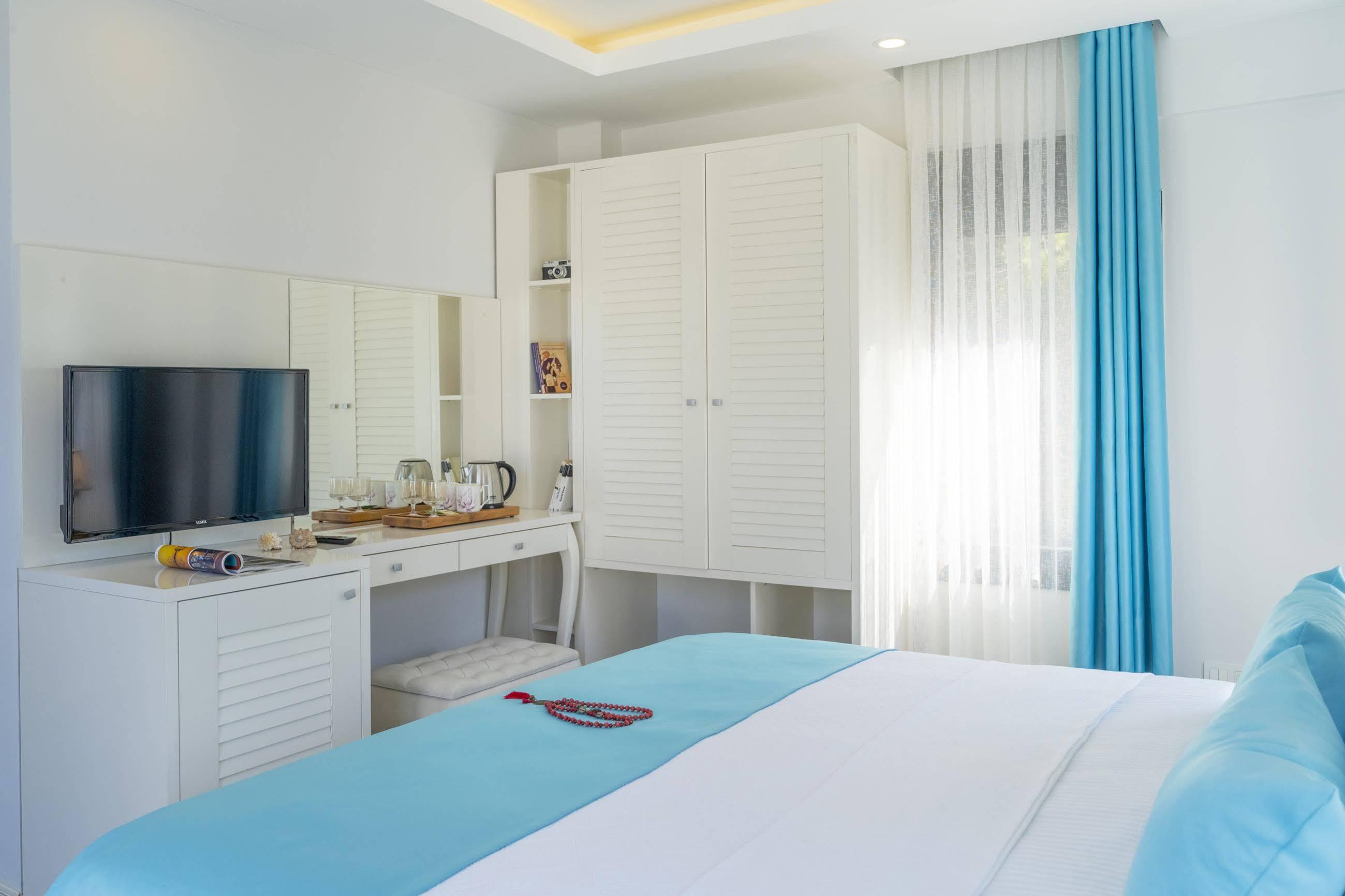 Monastery Suites Hotel-Fethiye Oludeniz Exterior foto