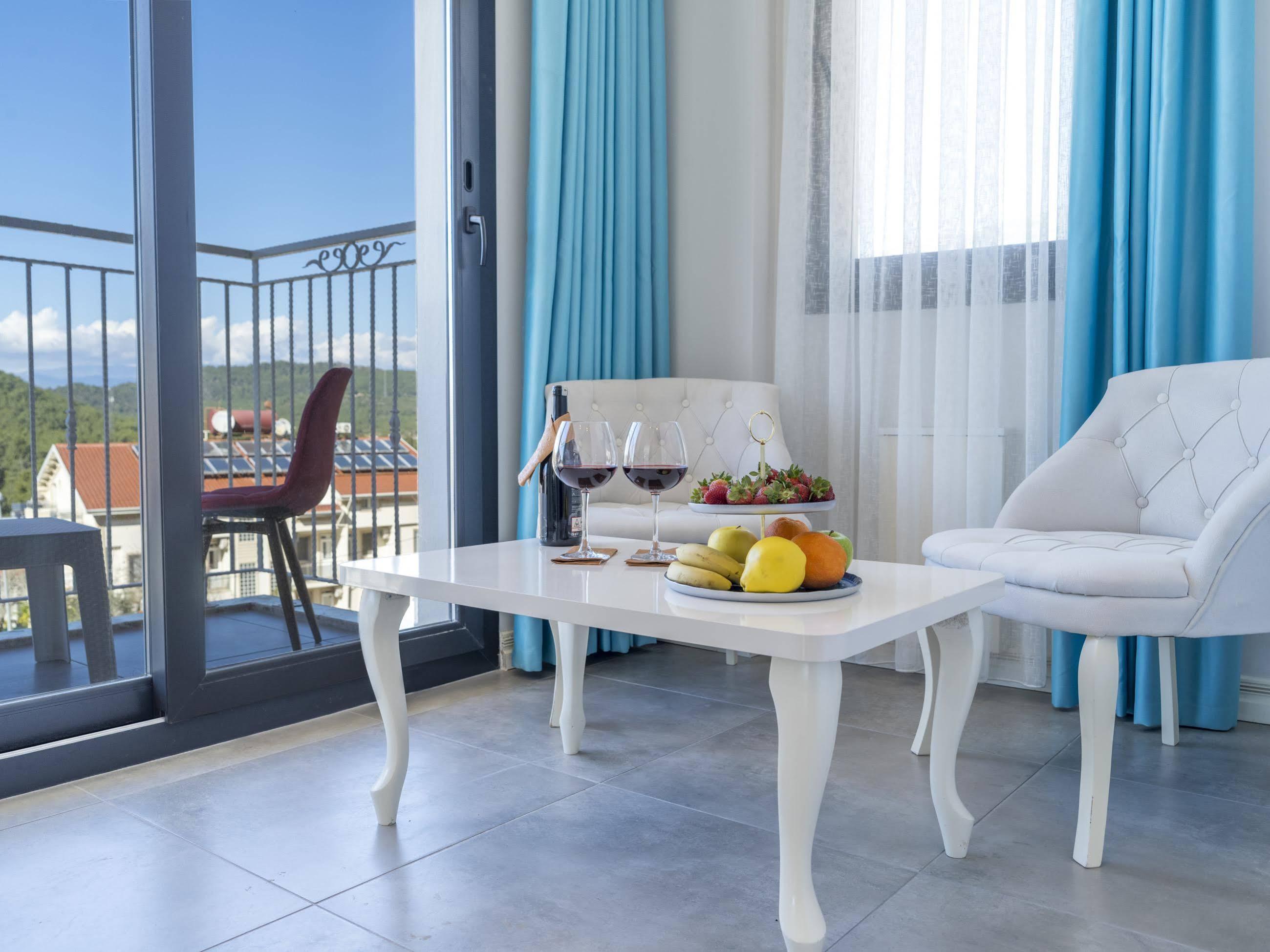 Monastery Suites Hotel-Fethiye Oludeniz Exterior foto